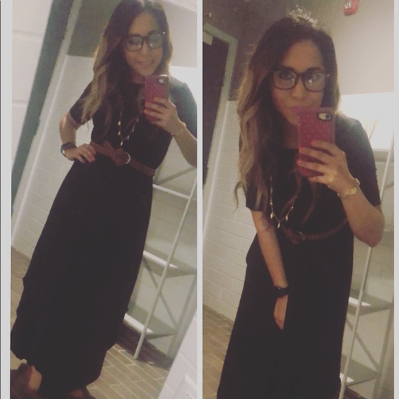 Meet your Posher, Aly - Picture 4 of 5